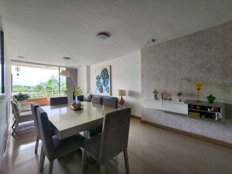 Apartamento En Venta - El Limonar, Cali