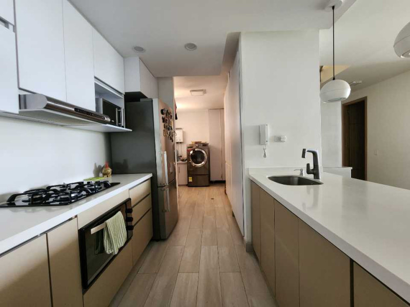 Apartamento En Venta - El Limonar, Cali