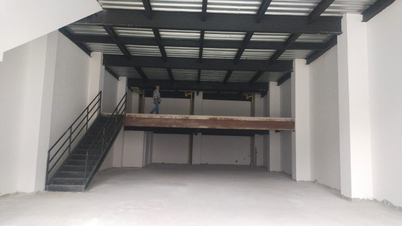 Local En Arriendo - Granada, Cali