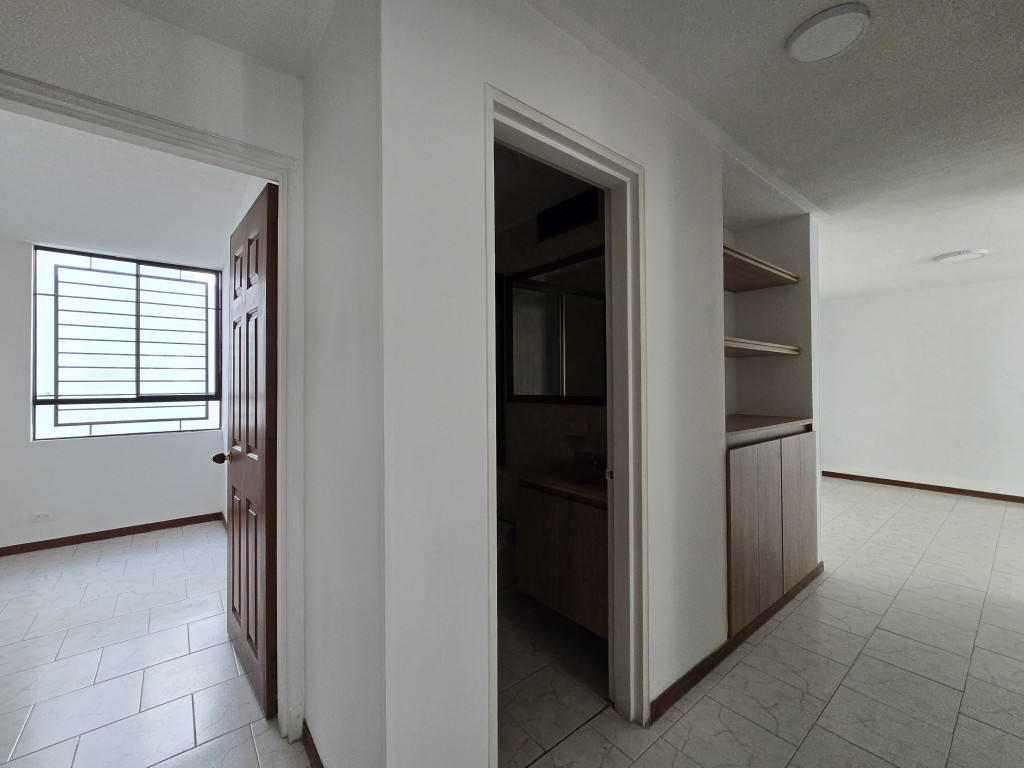 Apartamento En Venta - Santa Anita, Cali