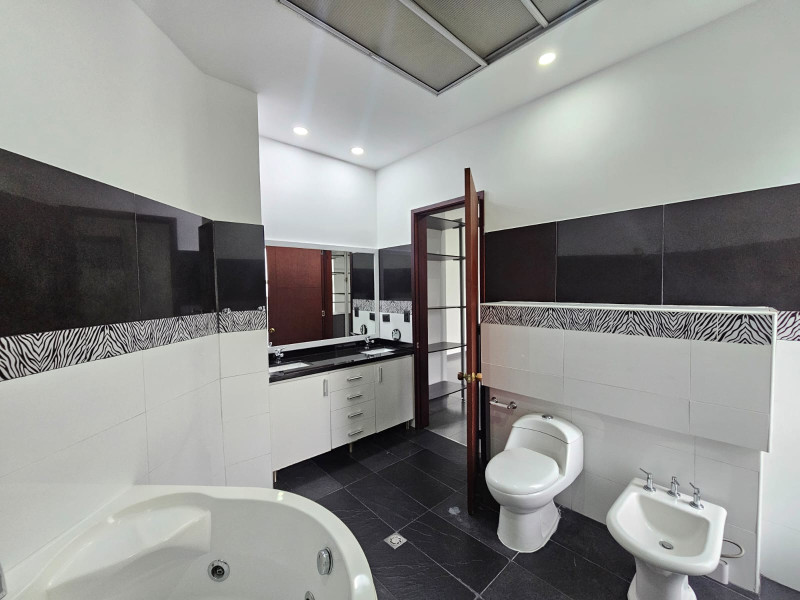 Casa En Venta - Yumbo, Yumbo