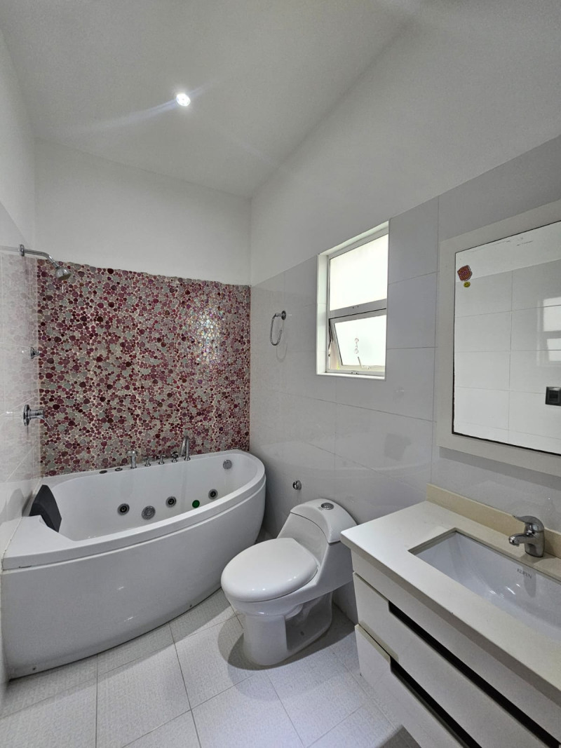 Casa En Venta - Yumbo, Yumbo