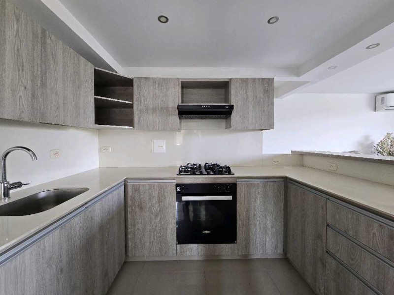 Apartamento En Venta - Valle Del Lili, Cali