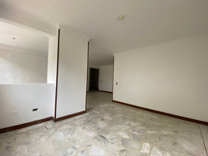Apartamento En Venta - Ciudad Jardín, Cali