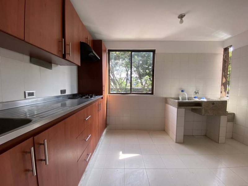Apartamento En Venta - Ciudad Jardín, Cali