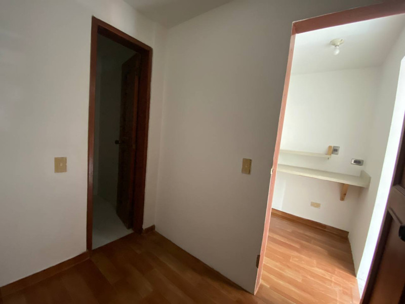 Apartamento En Venta - Ciudad Jardín, Cali