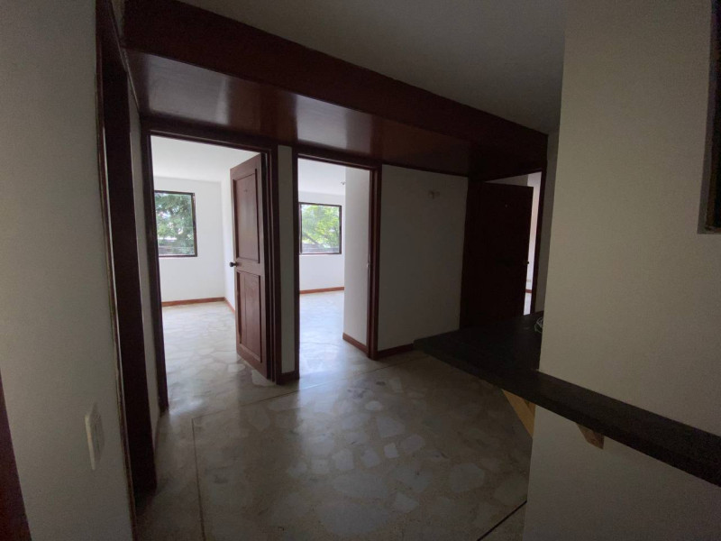 Apartamento En Venta - Ciudad Jardín, Cali