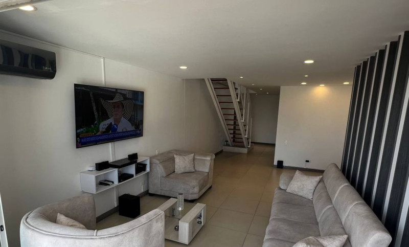 Apartamento En Venta - Ciudad Jardín, Cali