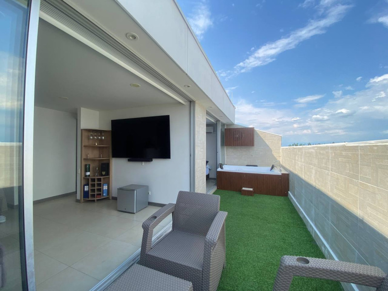 Apartamento En Venta - Ciudad Jardín, Cali