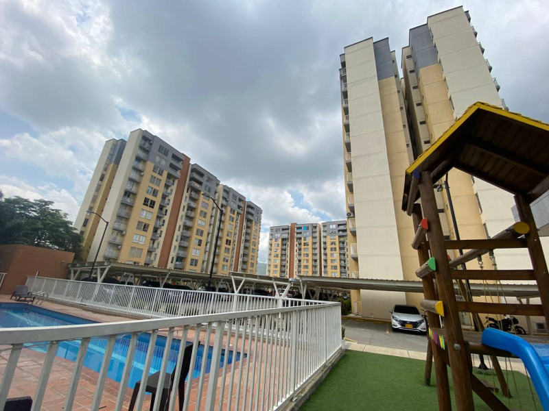 Apartamento En Venta - Brisas De Los Alamos, Cali