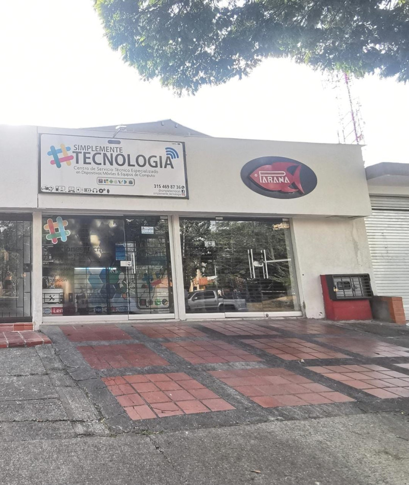 Local En Arriendo - Prados Del Norte, Cali