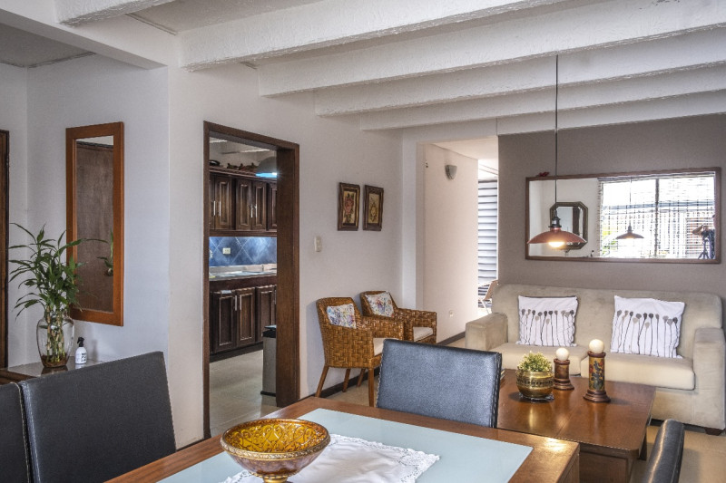 Casa En Venta - El Refugio, Cali