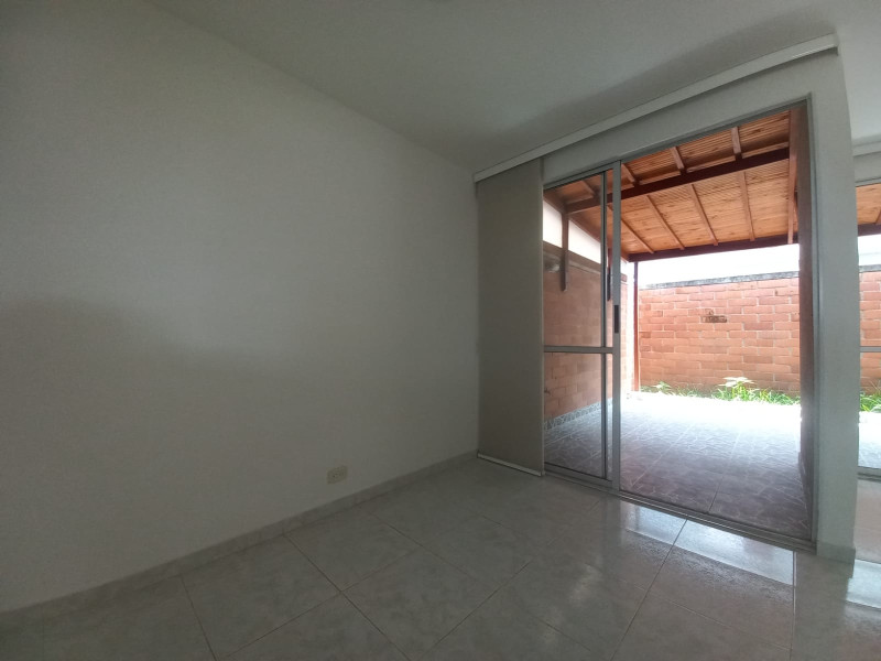 Casa En Arriendo - Ciudad Country, Cali