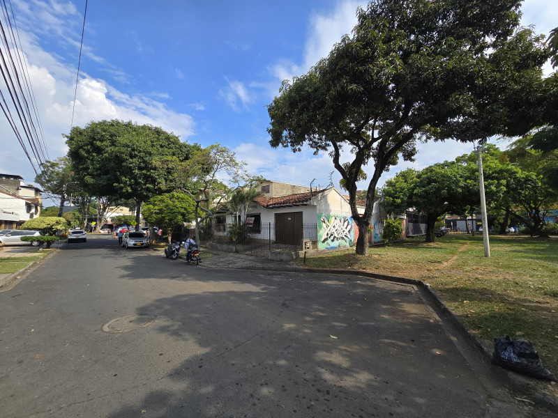 Casa En Venta - El Limonar, Cali