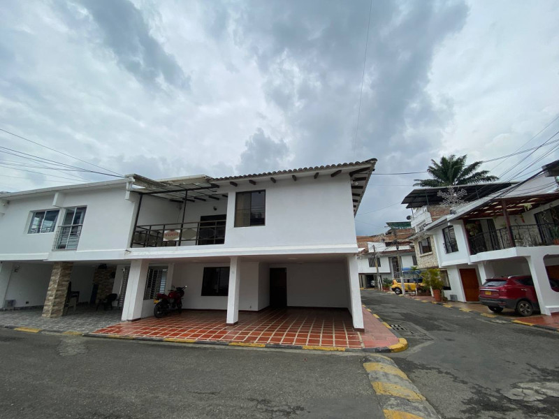 Casa En Venta - Meléndez, Cali