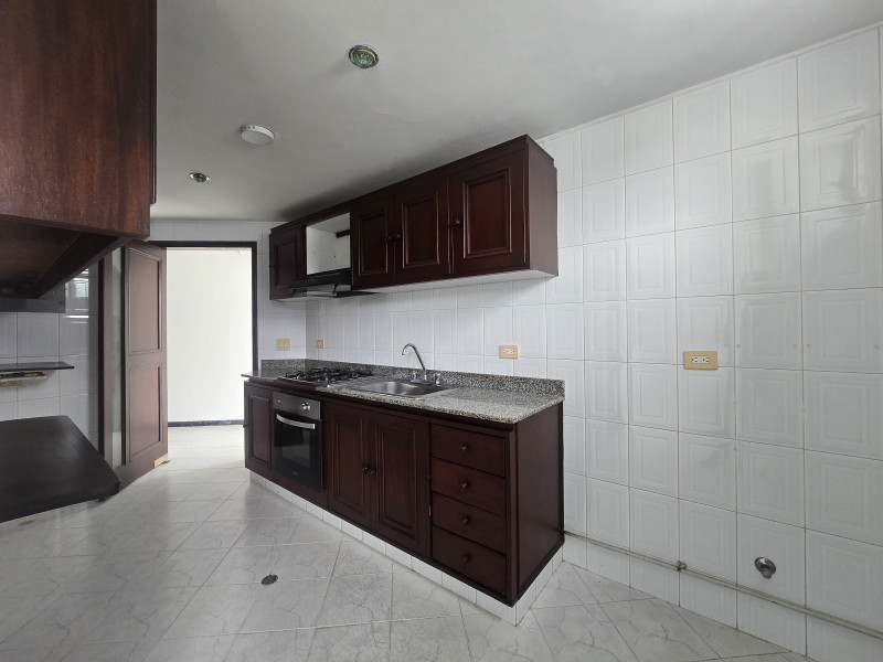 Apartamento En Venta - El Refugio, Cali