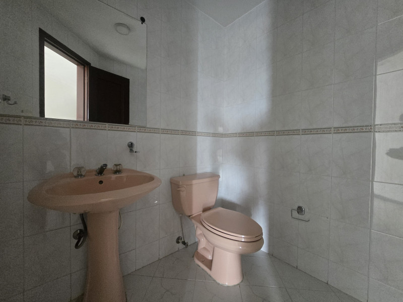 Apartamento En Venta - El Refugio, Cali