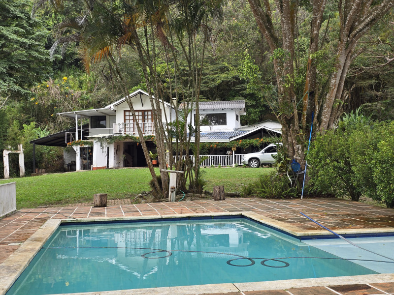 Finca En Venta - El Saladito, Cali