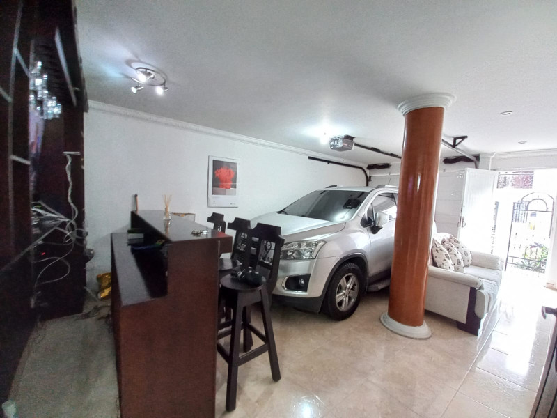 Casa En Venta - Caney, Cali