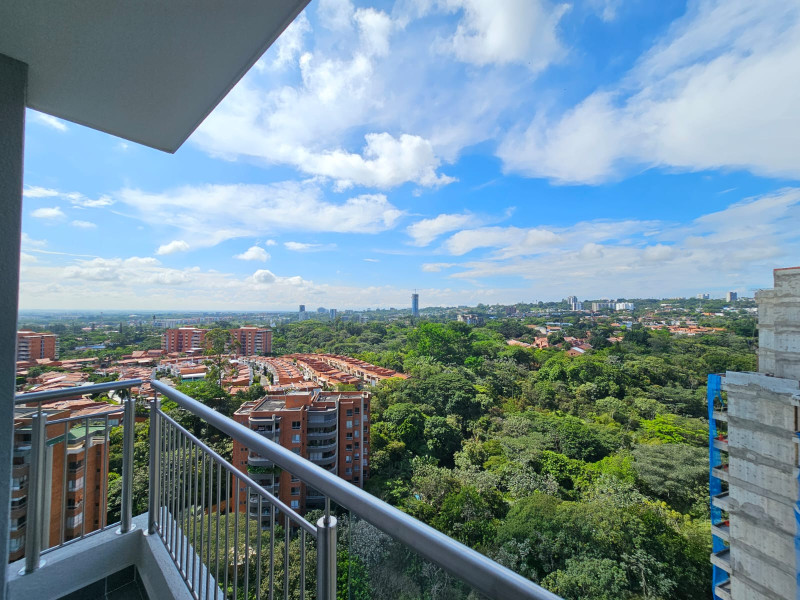 Apartamento En Venta - Ciudad Jardín, Cali