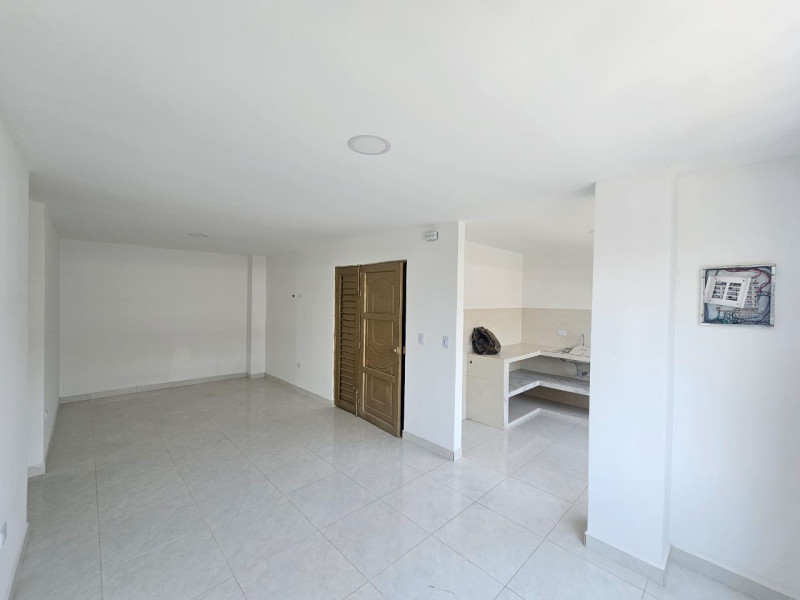 Apartamento En Arriendo - Ciudad 2000, Cali