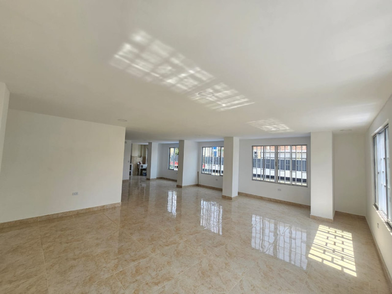 Local En Arriendo - Ciudad 2000, Cali