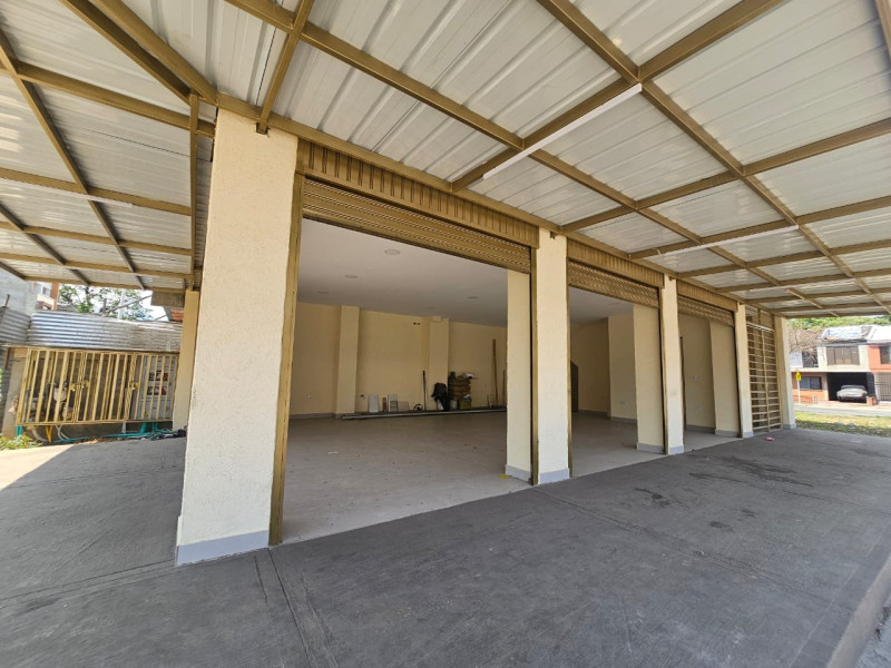 Local En Arriendo - Ciudad 2000, Cali