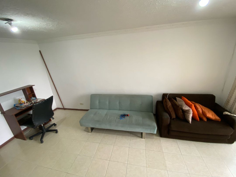 Apartamento En Venta - El Aguacatal, Cali