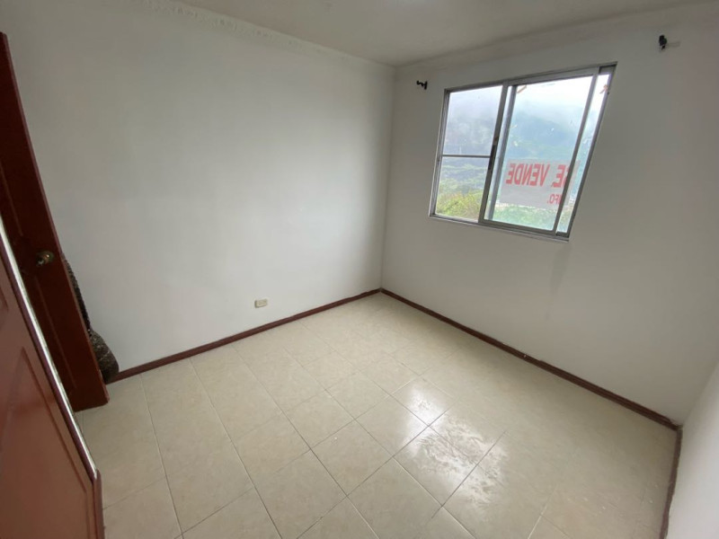 Apartamento En Venta - El Aguacatal, Cali