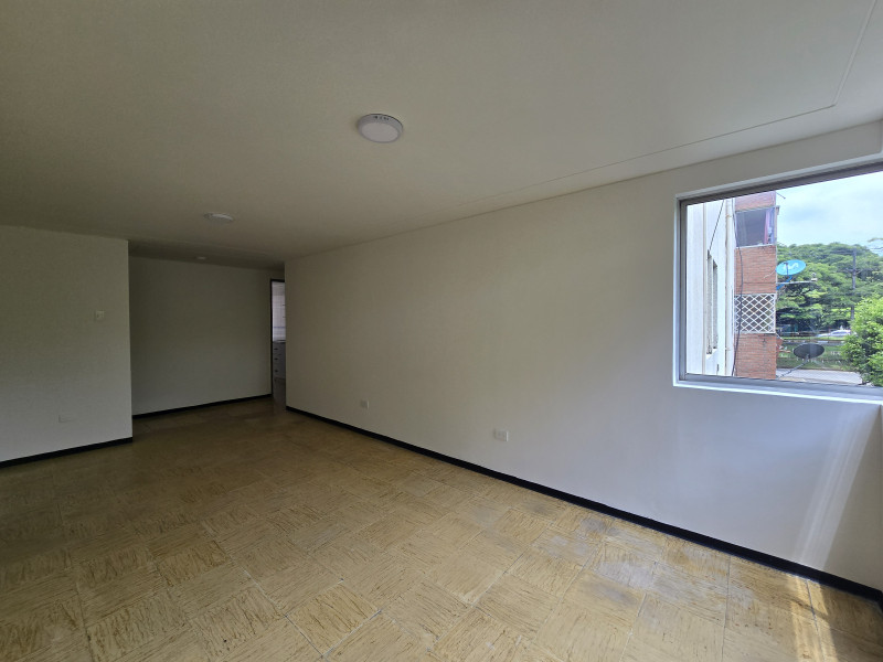 Apartamento En Venta - Cañaveralejo - Seguros Patria, Cali