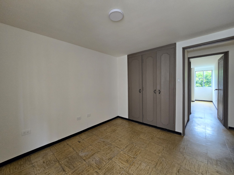 Apartamento En Venta - Cañaveralejo - Seguros Patria, Cali