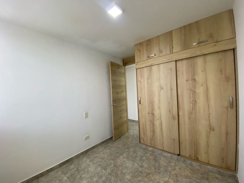 Apartamento En Venta - Ciudad Guabinas, Yumbo