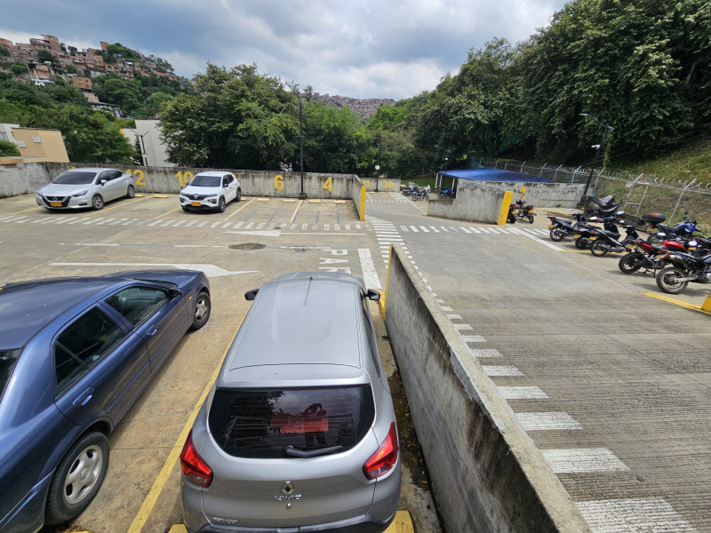 Apartamento En Arriendo - Aguacatal, Cali