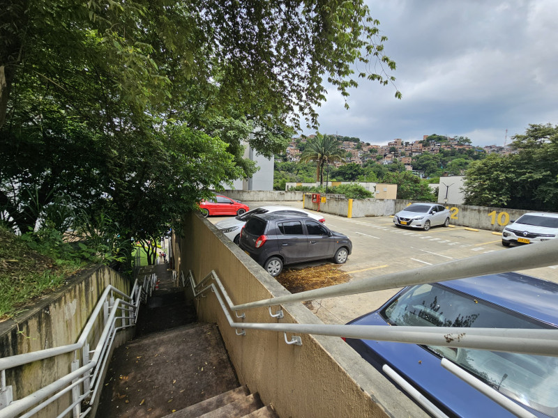 Apartamento En Arriendo - Aguacatal, Cali