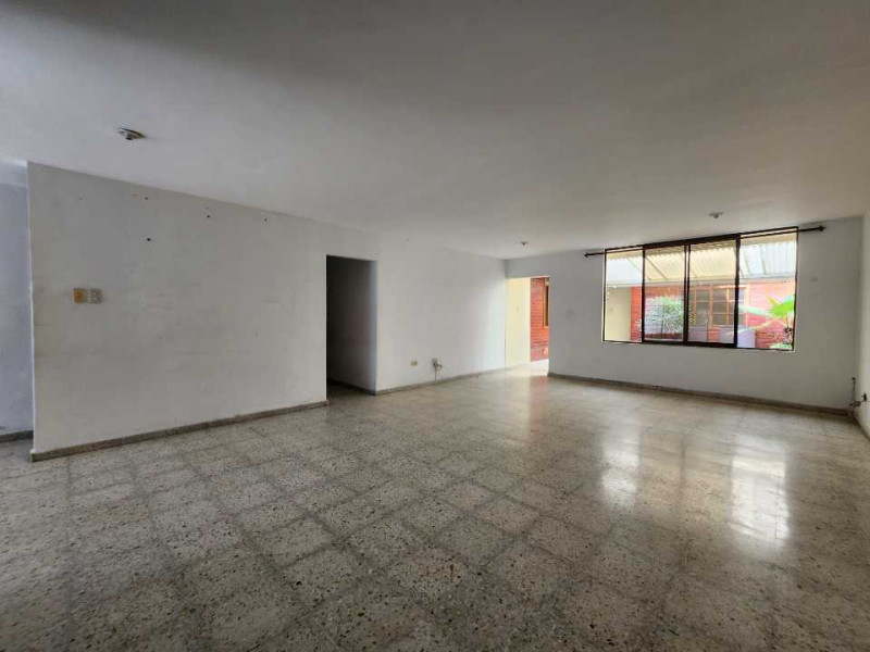 Casa En Venta - El Bosque, Cali