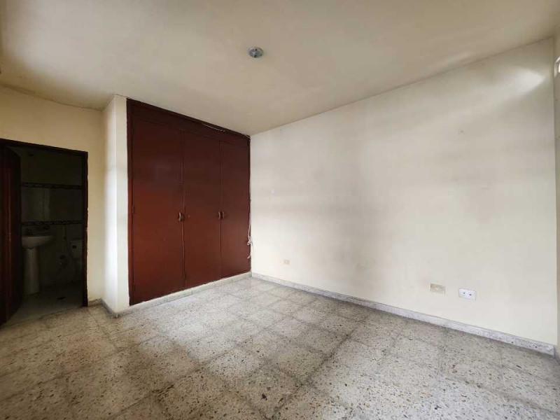 Casa En Venta - El Bosque, Cali