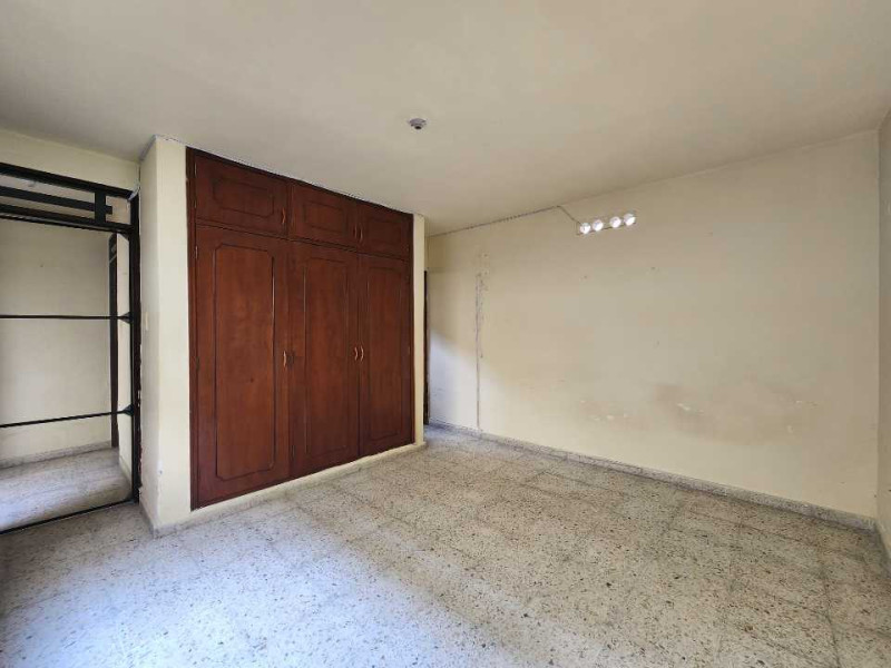 Casa En Venta - El Bosque, Cali