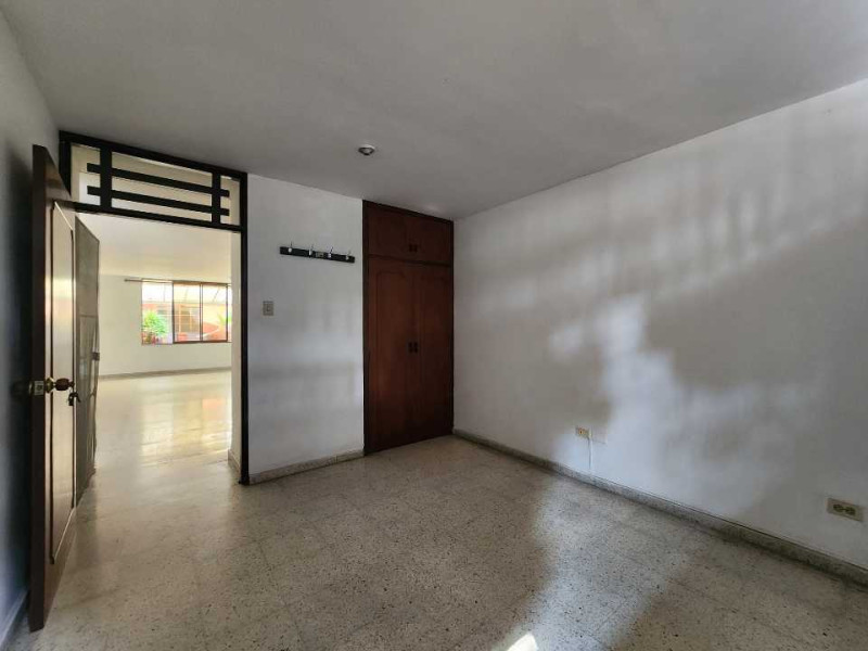 Casa En Venta - El Bosque, Cali