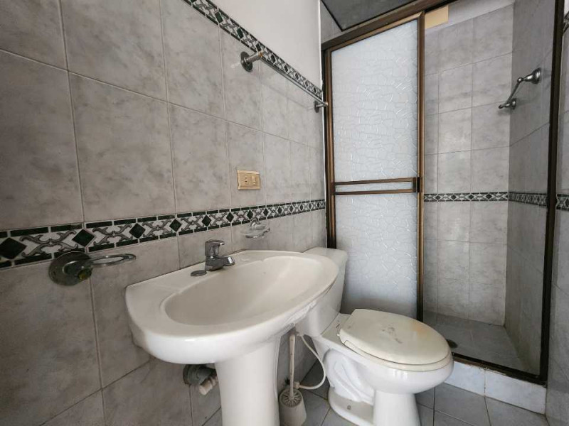 Casa En Venta - El Bosque, Cali