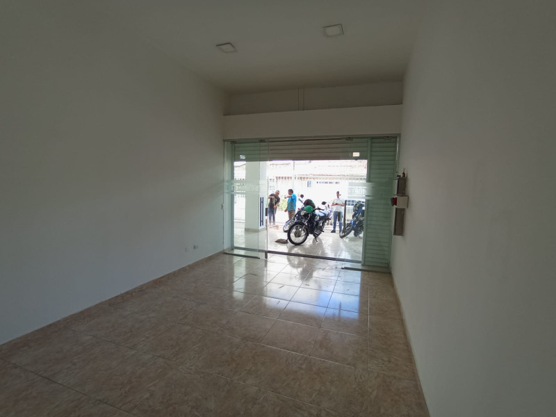 Bodega En Arriendo - Prados Del Norte, Cali