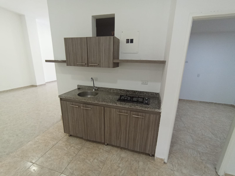 Bodega En Arriendo - Prados Del Norte, Cali