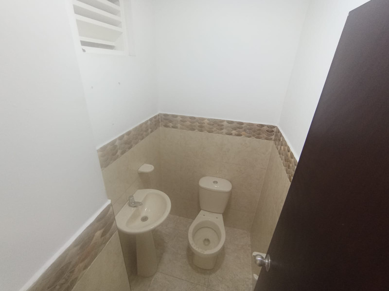 Bodega En Arriendo - Prados Del Norte, Cali