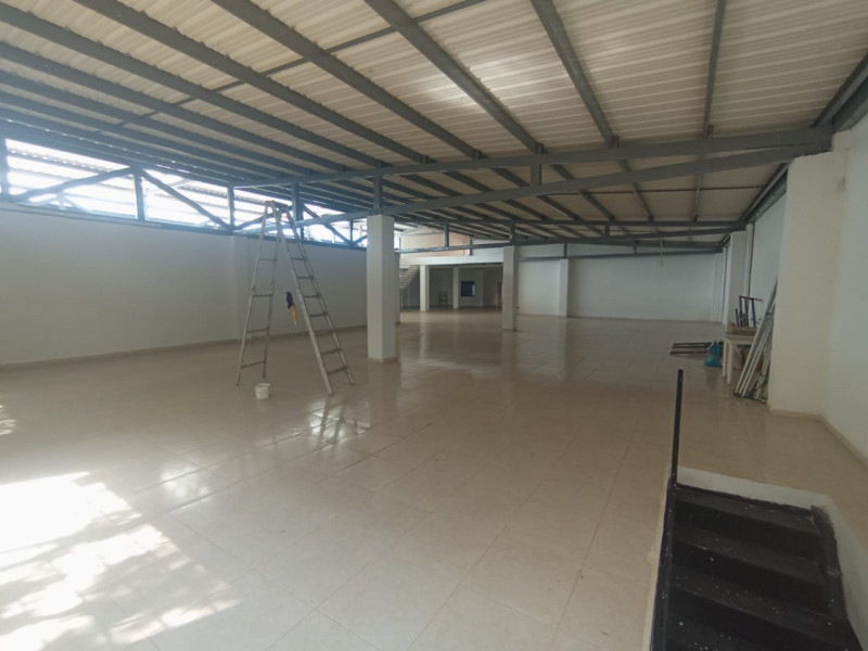 Bodega En Arriendo - Junín, Cali