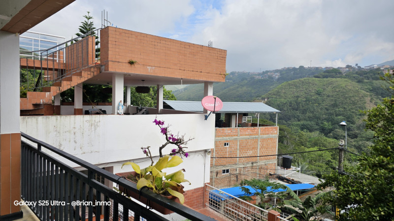 Casa En Arriendo - Santa Rita, Cali