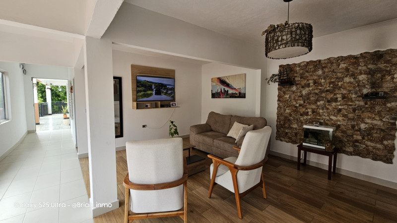 Casa En Arriendo - Santa Rita, Cali