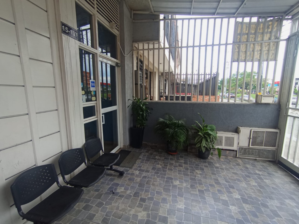 Edificio En Arriendo - Junín, Cali