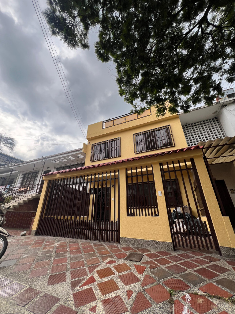 Casa En Arriendo - San Fernando, Cali