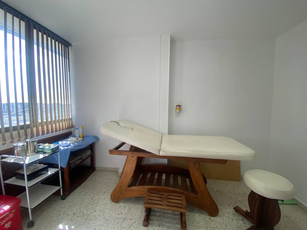 Consultorio En Venta - El Paraíso, Cali