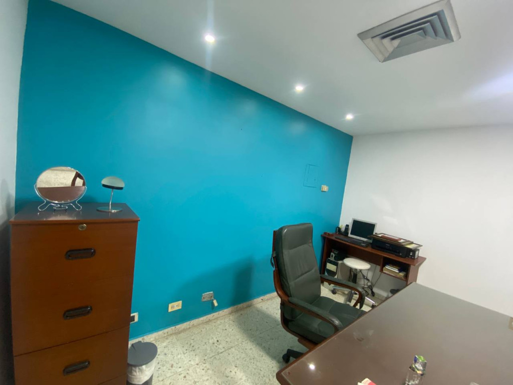 Consultorio En Venta - El Paraíso, Cali