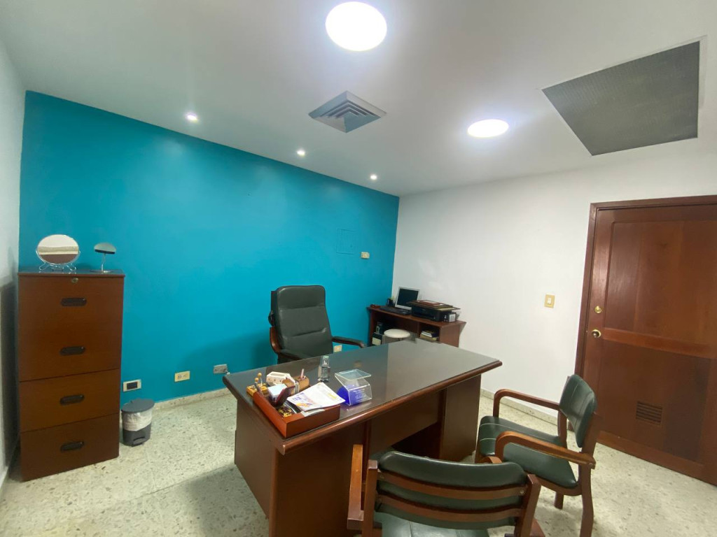 Consultorio En Venta - El Paraíso, Cali